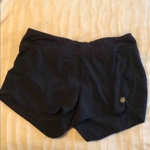 Athleta Run Free Short size Small